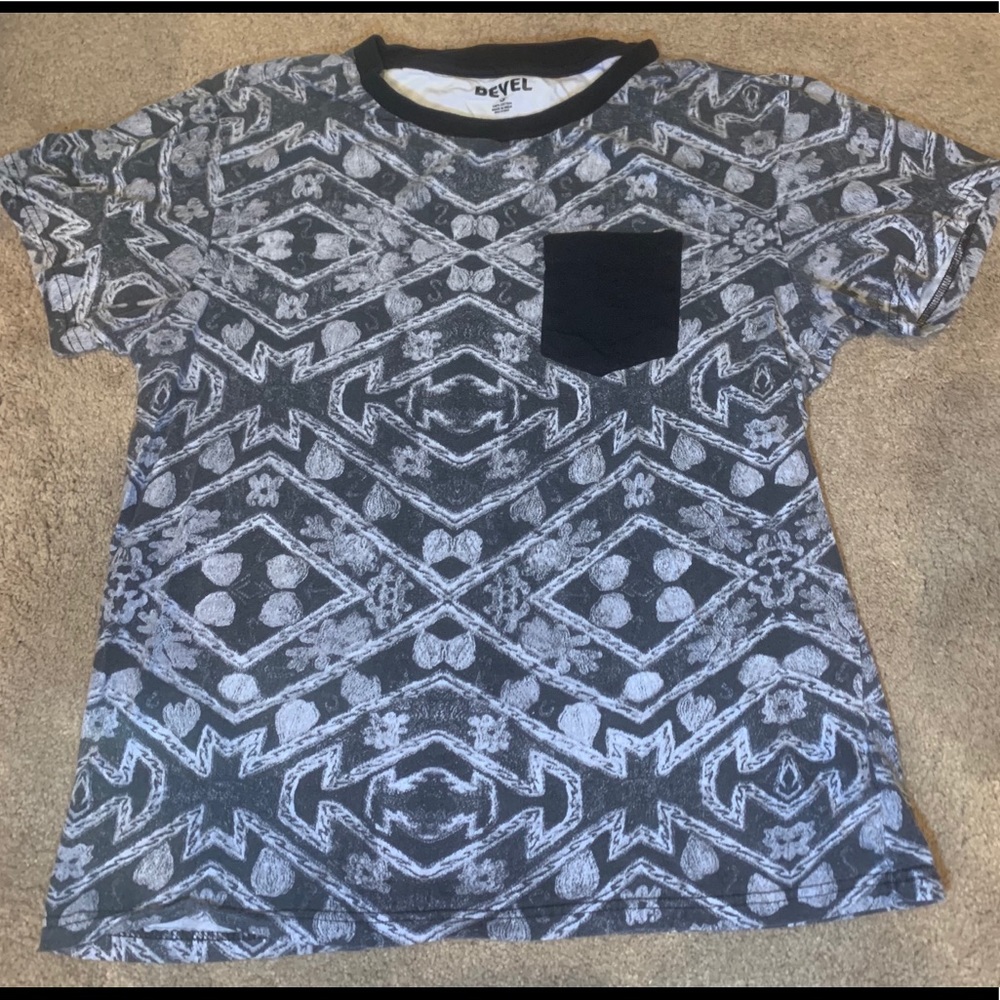 Bevel Tee